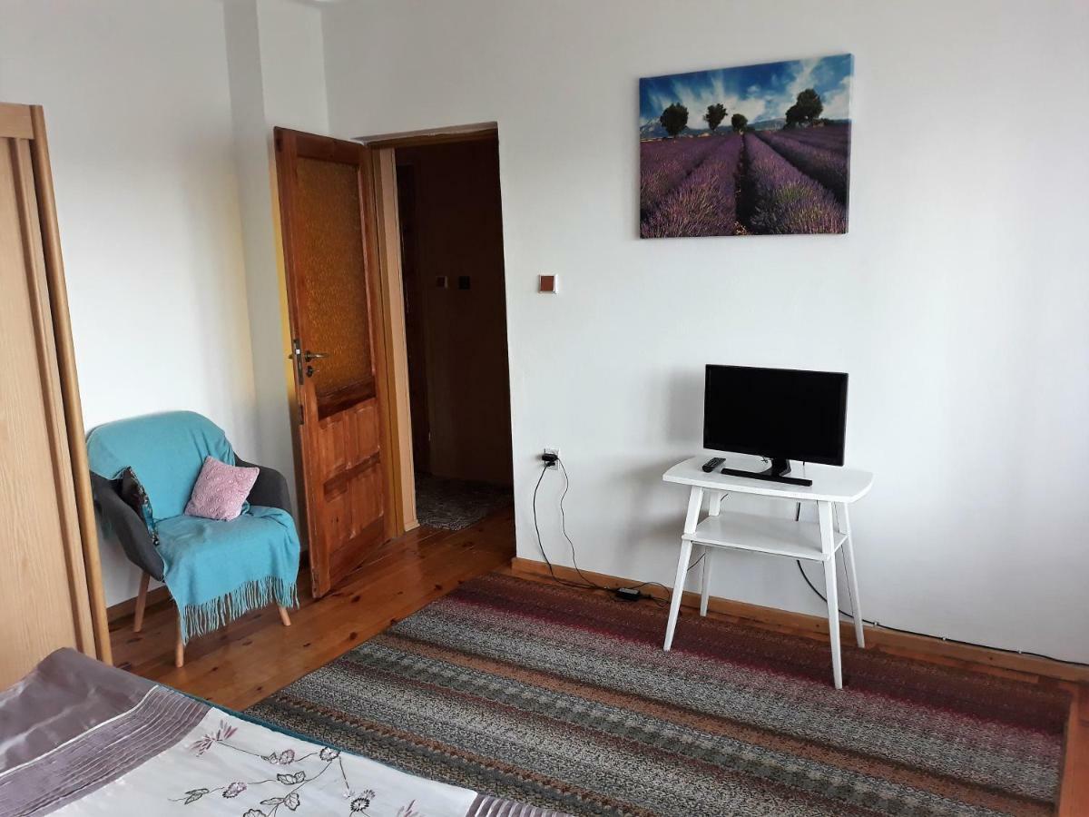 Przy Starej Lipie Apartamento Augustów Exterior foto